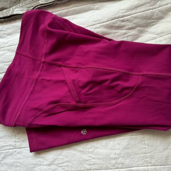 LULULEMON INVIGORATE 23” - Size 6 - Picture 3 of 5